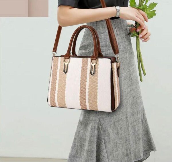 Stylish Women Printed Rexine Handbag set - Image 2