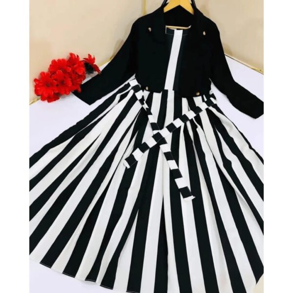 Stunning printed linen Maxi suit and jacket set -2 Pcs - Image 2