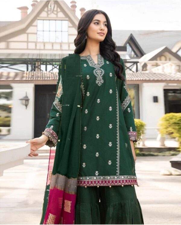 3-pcs women's unstitched embroidered suit