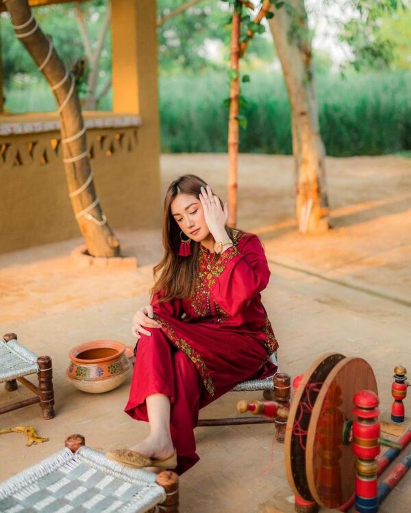 2 PCs women stitched linen sequins embroidered shirt and Trouser - Image 3