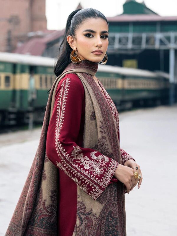 3 Pcs women's unstitched embroidered suit - Image 2