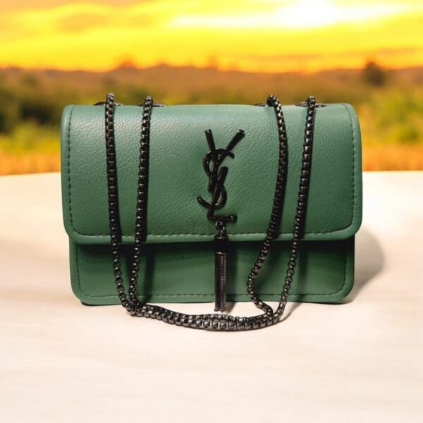 Crossbody bag with chain